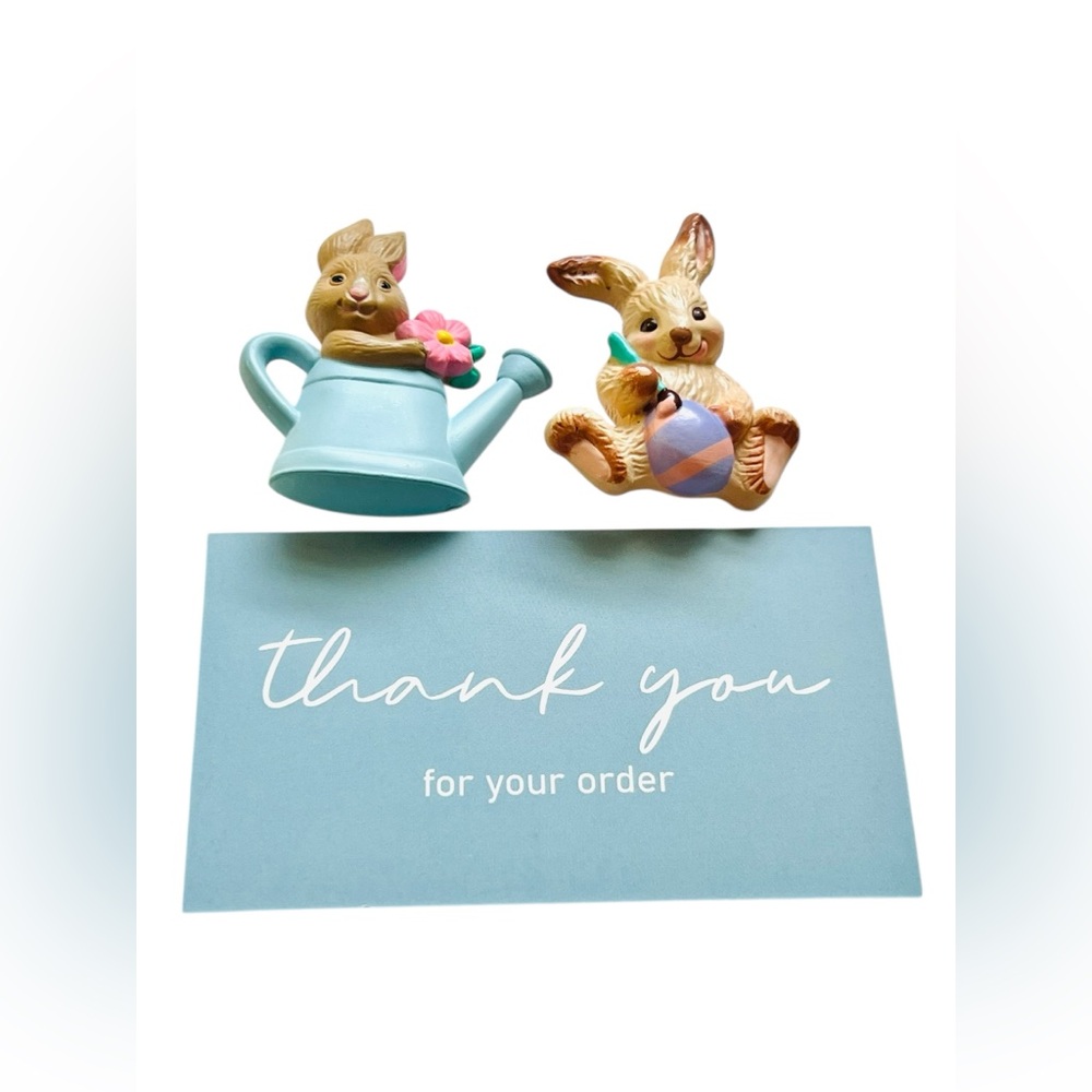 Hallmark Vintage Bunny Brooch Set – Easter & Spring Collectibles (1980s–1990s) - Picture 6 of 7